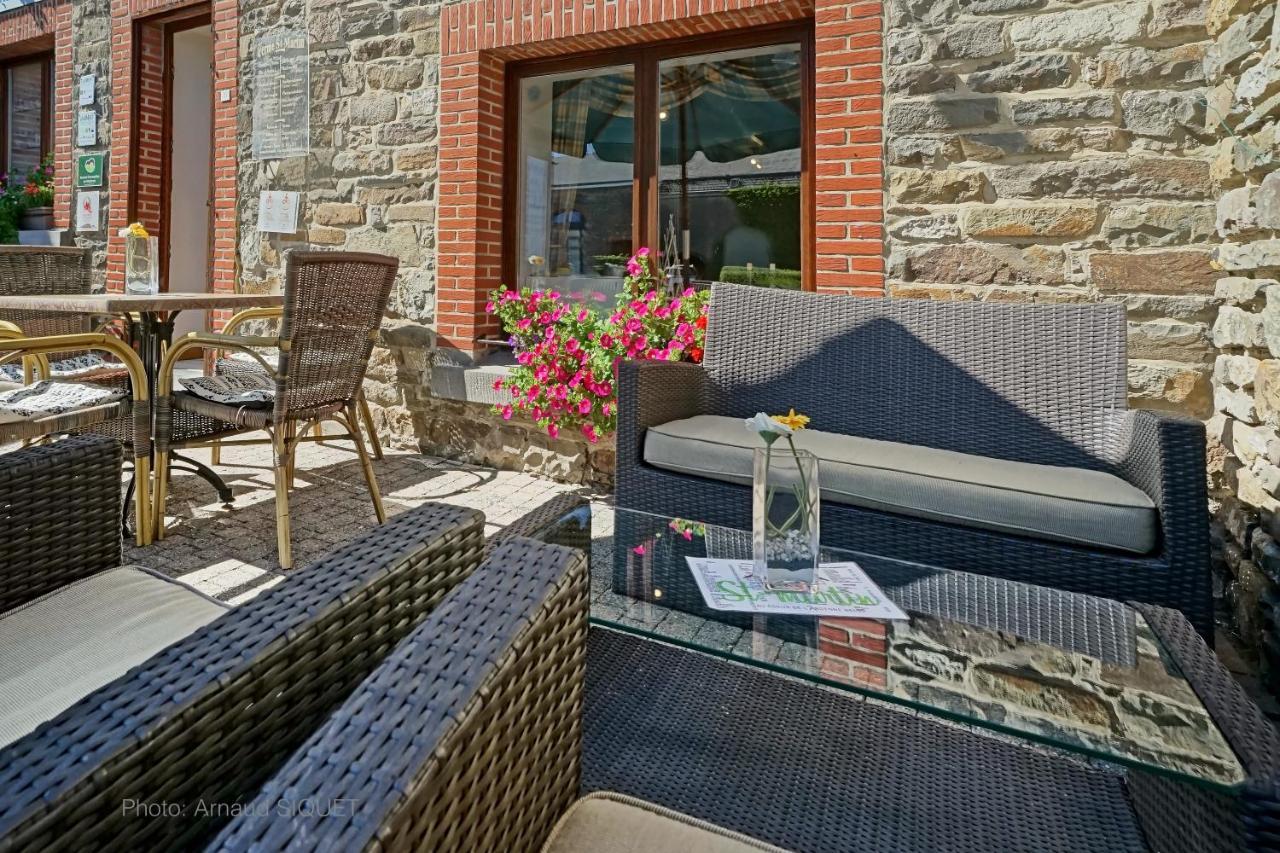 Ferme St Martin Bed & Breakfast Manhay ภายนอก รูปภาพ