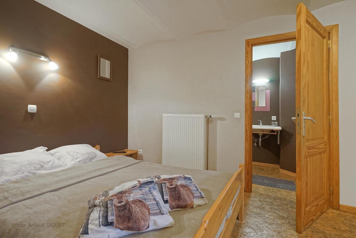 Ferme St Martin Bed & Breakfast Manhay ภายนอก รูปภาพ